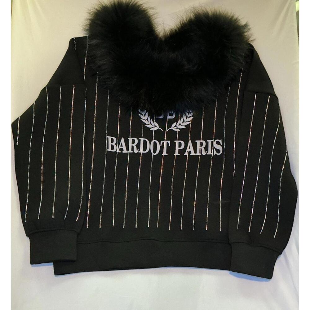 Rare Bardot Paris Top Pullover Fur Neck Bedazzled Size M